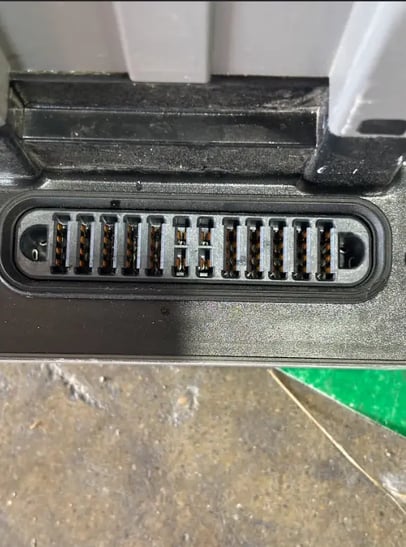 v2 terminal